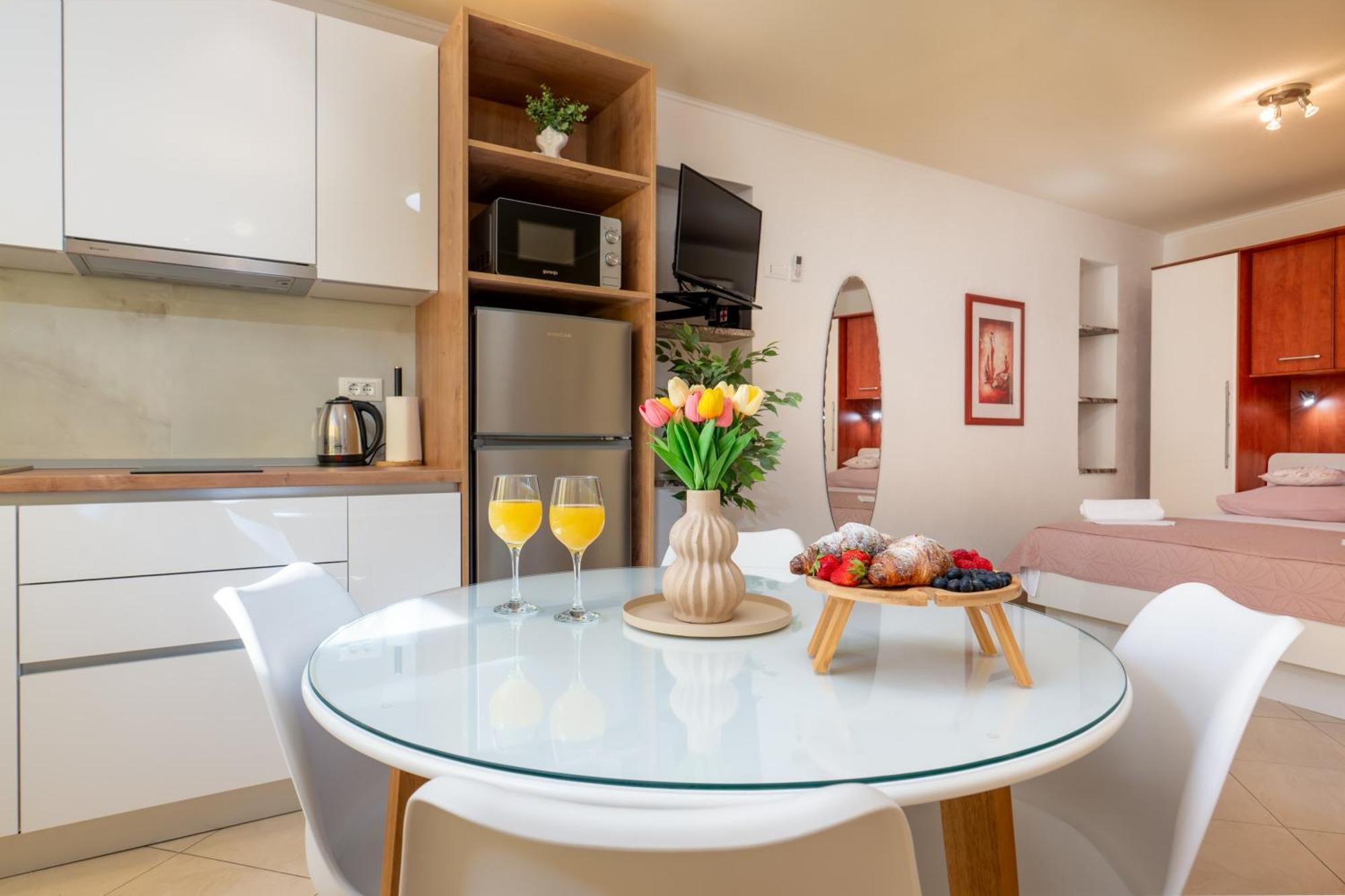 Apartmani Rita 巴什卡沃达 外观 照片