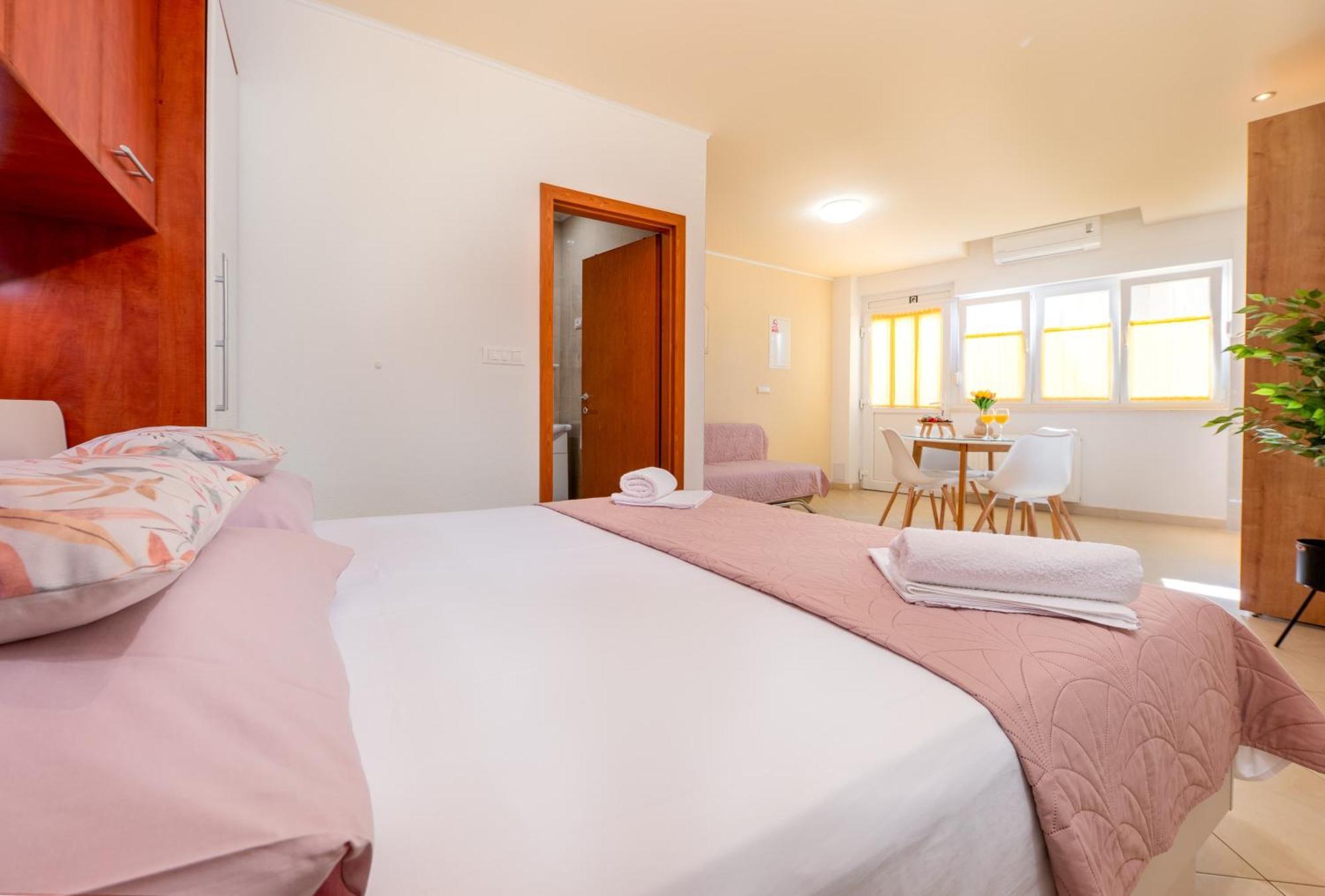 Apartmani Rita 巴什卡沃达 外观 照片